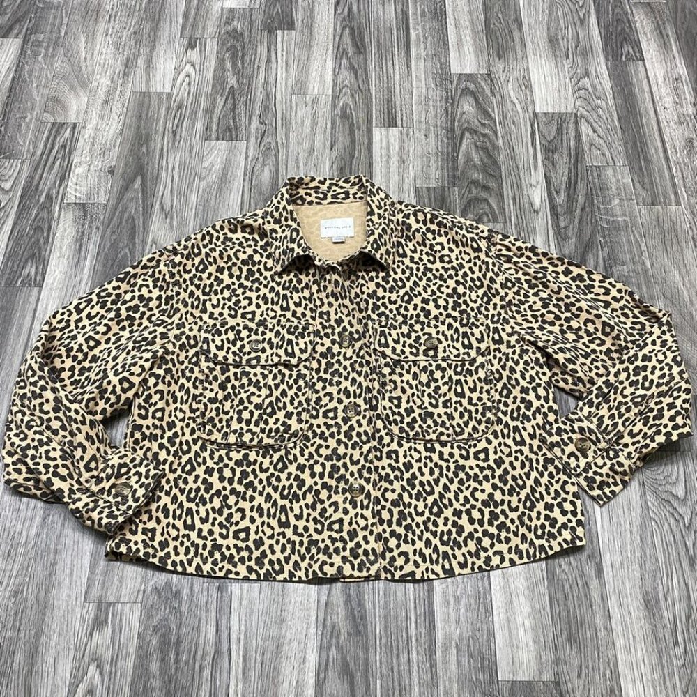 American Eagle Button Up Front Tan Leopard Print … - image 2